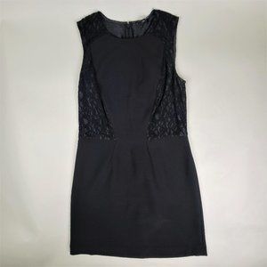 ANN TAYLOR Sleeveless Pencil LBD with Lace Accents (Size 6)